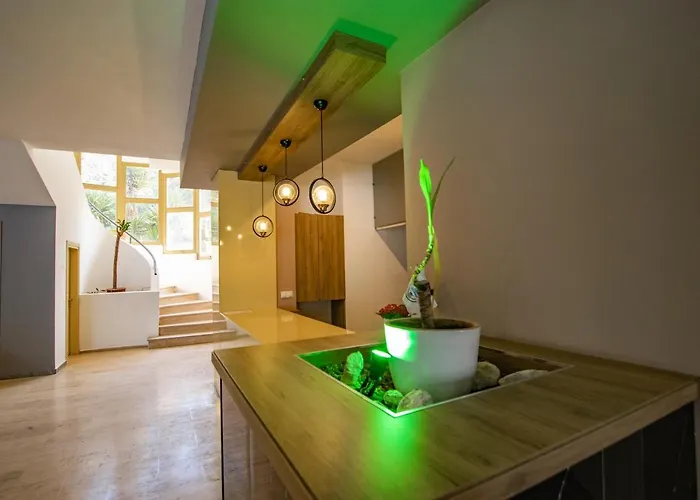 Marbas Select , Adult Only 14 3*